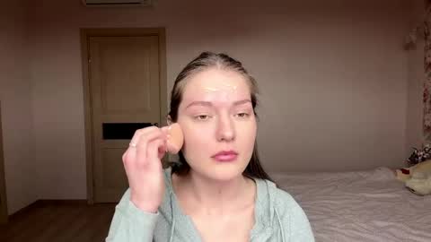 Mila online show from April 9, 11:27 am