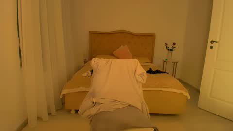 deliadelicious online show from October 2, 10:25 am