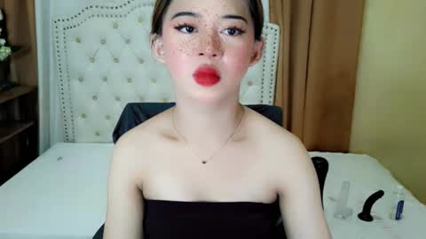 Sophie online show from June 9, 4:34 am