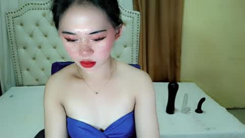 Sophie online show from July 23, 2:25 pm