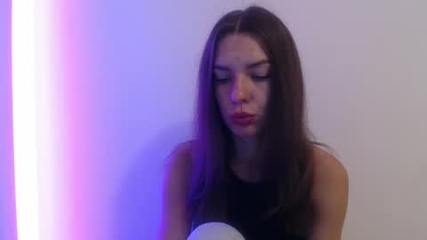 Aurora online show from September 26, 5:37 am