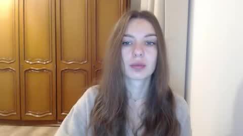 Aurora online show from November 17, 6:27 am