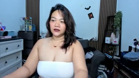 delightfulcurvy online show from November 8, 10:35 pm