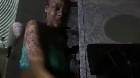 delightfuldark online show from July 15, 2:22 pm