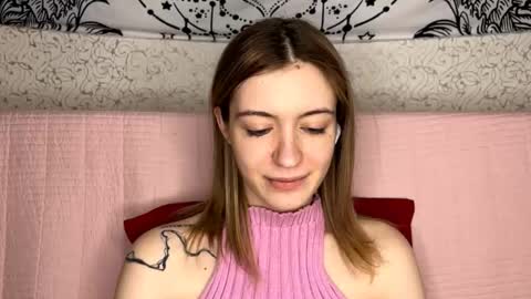 Sia online show from February 22, 1:25 pm