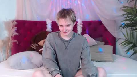 demianenglen online show from October 8, 9:43 pm