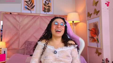 Demi online show from April 3, 4:52 am