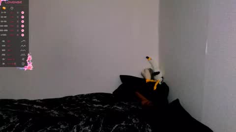 Snapshot of demmi_foxy chatting on October 20, 11:15 am Demmi online show from October 20, 11:15 am