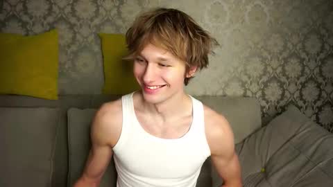 Dave19  online show from February 4, 5:44 am