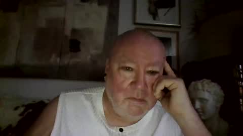 Snapshot of denboisvin2043 chatting on October 15, 11:11 am denboisvin2043 online show from October 15, 11:11 am