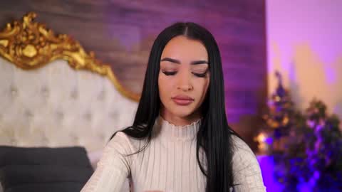 denisedevilles online show from January 14, 8:52 am