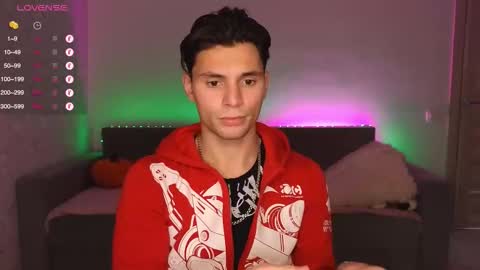 Den online show from November 14, 9:16 pm