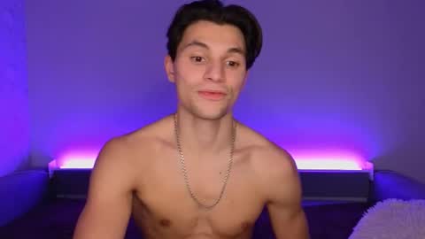 Den online show from February 24, 10:13 pm