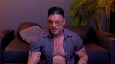 dennis_cox_ online show from November 8, 12:30 pm