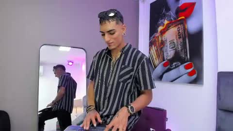 Dennis Kinsey online show from April 14, 7:17 pm