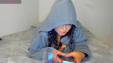 Dephne online show from November 29, 10:17 pm