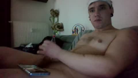 deraexli online show from February 18, 2:38 am