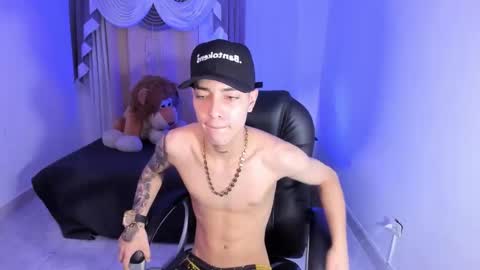 Dereck Boy online show from February 28, 5:33 am