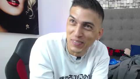 Dereck online show from July 22, 2:35 am