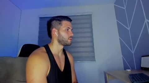 dereckhardd online show from April 5, 11:57 pm