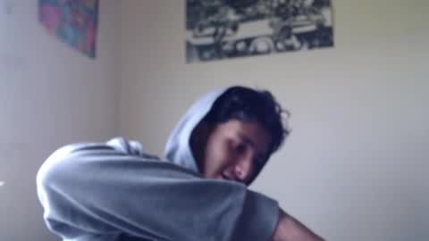 Derek online show from November 9, 8:22 pm