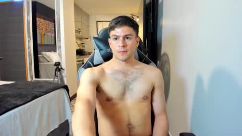 Snapshot of derek_hussain chatting on October 3, 12:09 am Derek Hussain online show from October 3, 12:09 am