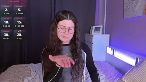 Derek online show from January 26, 12:01 pm