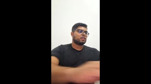 derick_0013 online show from May 4, 8:48 pm