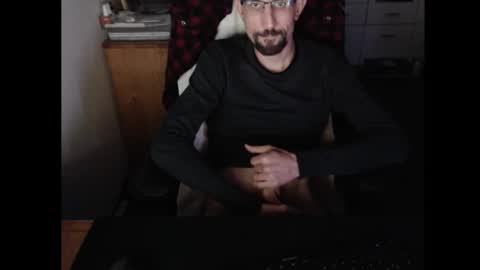 Snapshot of dermattes chatting on October 25, 2:50 pm dermattes online show from October 25, 2:50 pm