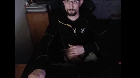 Snapshot of dermattes chatting on February 23, 2:04 pm dermattes online show from February 23, 2:04 pm