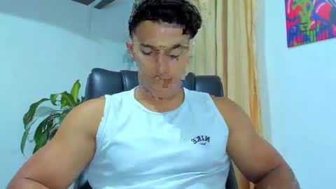 derryadams online show from November 18, 12:46 am