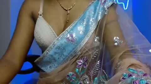 Dolly online show from April 21, 4:47 pm