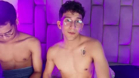 desire4duo online show from February 8, 11:02 am