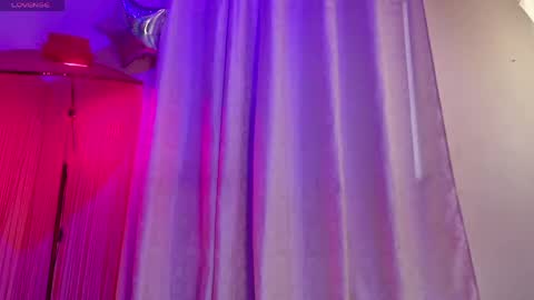 TORI AND MR. BEAR online show from April 18, 7:58 pm