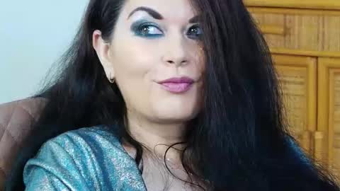 HellenMoon online show from January 15, 10:24 am