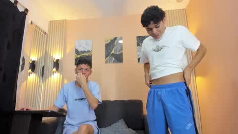 desiresofolympus_ online show from April 20, 8:34 pm