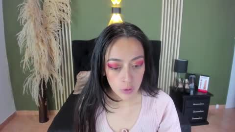 Snapshot of desiring__angel chatting on February 25, 7:42 am Desiring Angel online show from February 25, 7:42 am