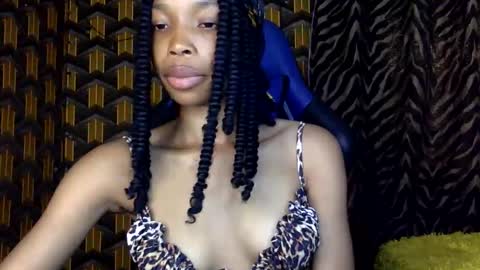 Deslimbody online show from February 15, 2:49 pm