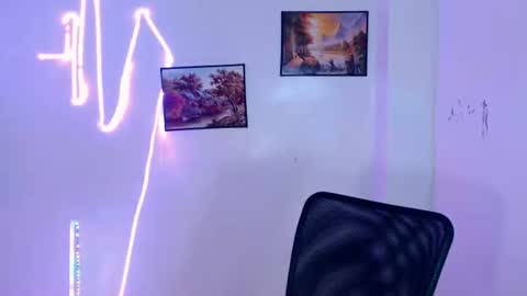 Dess online show from July 11, 8:28 am