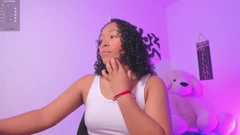 desty_y online show from January 10, 8:03 pm