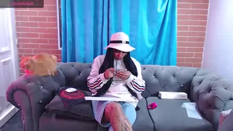 devi_black_13_ online show from February 4, 1:09 am