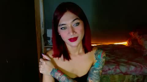 Wanda Maximoff  IG rxnnmts  online show from December 9, 4:56 am