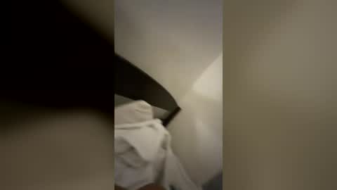 devontem9009 online show from August 8, 3:49 am