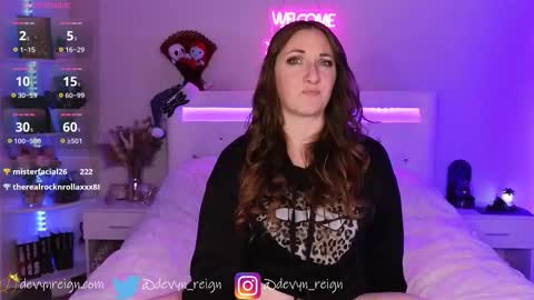 Devyn Reign online show from December 19, 5:36 am