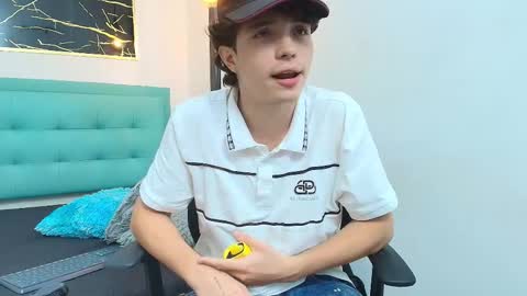   online show from October 22, 8:32 pm