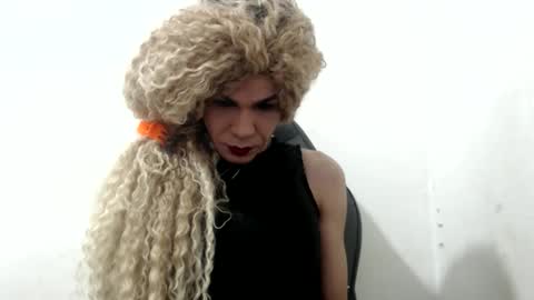 diabla_sexy22cm online show from October 31, 9:10 am