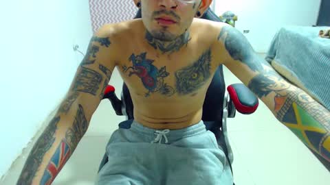 Diamond Boy online show from December 23, 2:13 am