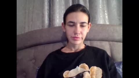 Diamond Dana online show from November 12, 10:45 pm