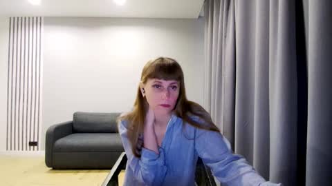 Snapshot of diana_meridor chatting on February 23, 4:28 am diana_meridor online show from February 23, 4:28 am