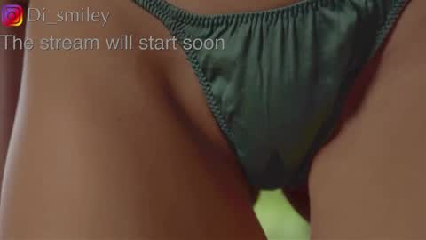 Snapshot of diana_smiley chatting on October 10, 2:17 am Diana online show from October 10, 2:17 am